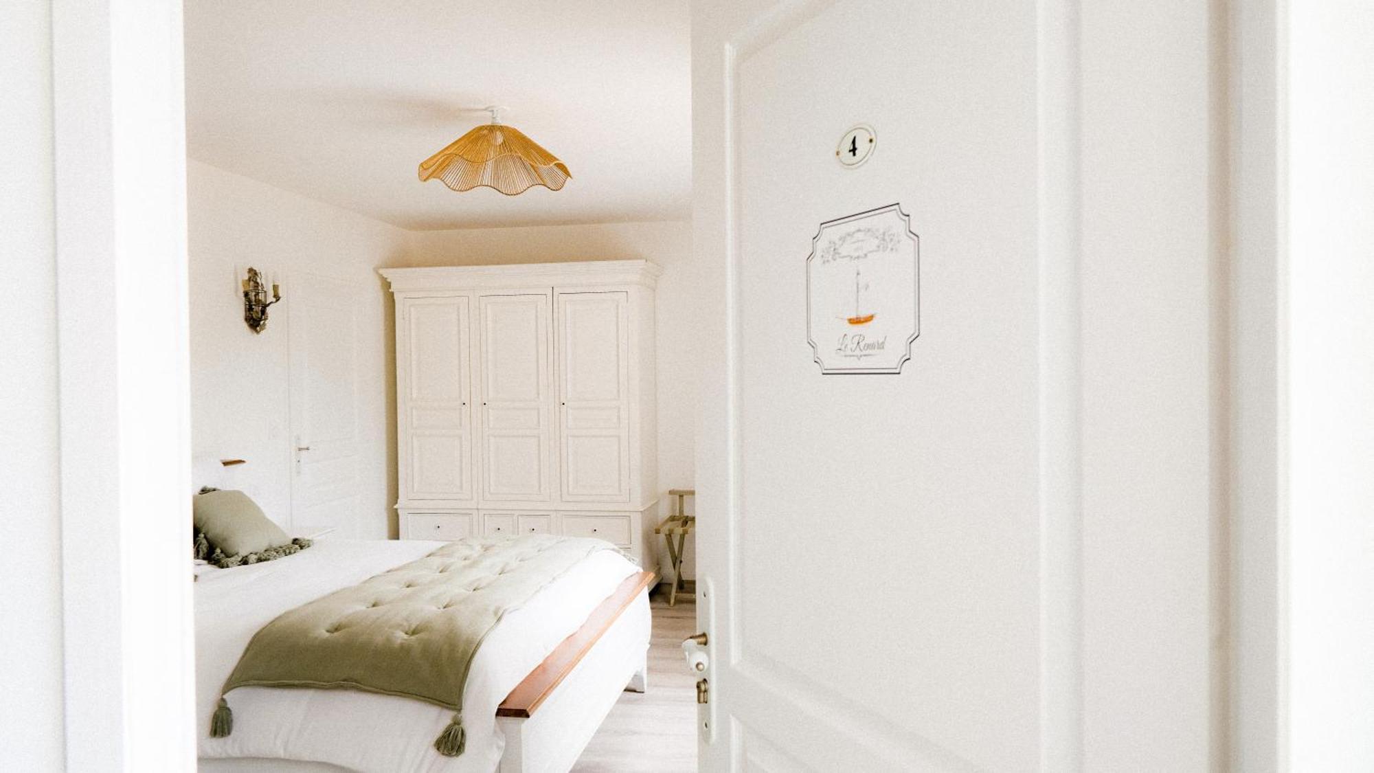 Le Bonheur De L'Instant Hotel Saint-Medard-d'Aunis Екстериор снимка